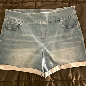 Time & Tru Pull On Denim Shorts, Women's XL 16/18